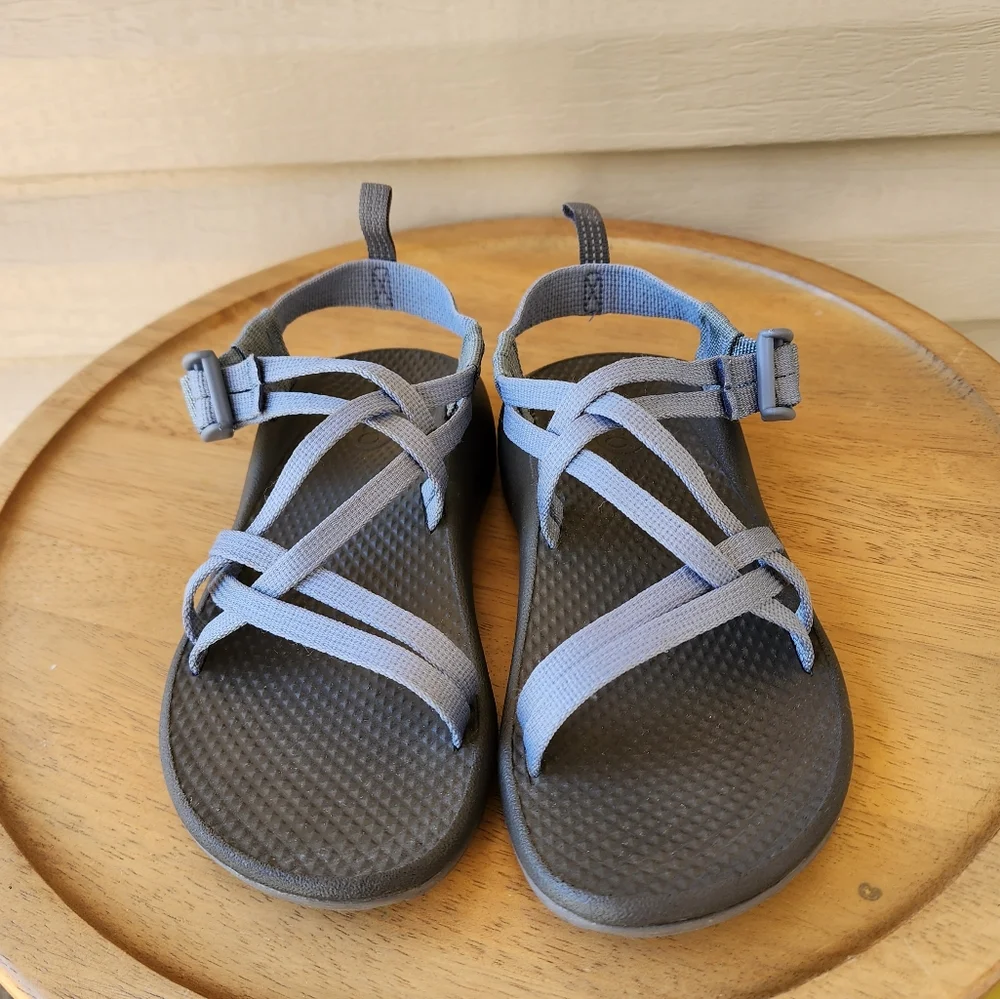 Chaco kids sandals size 2